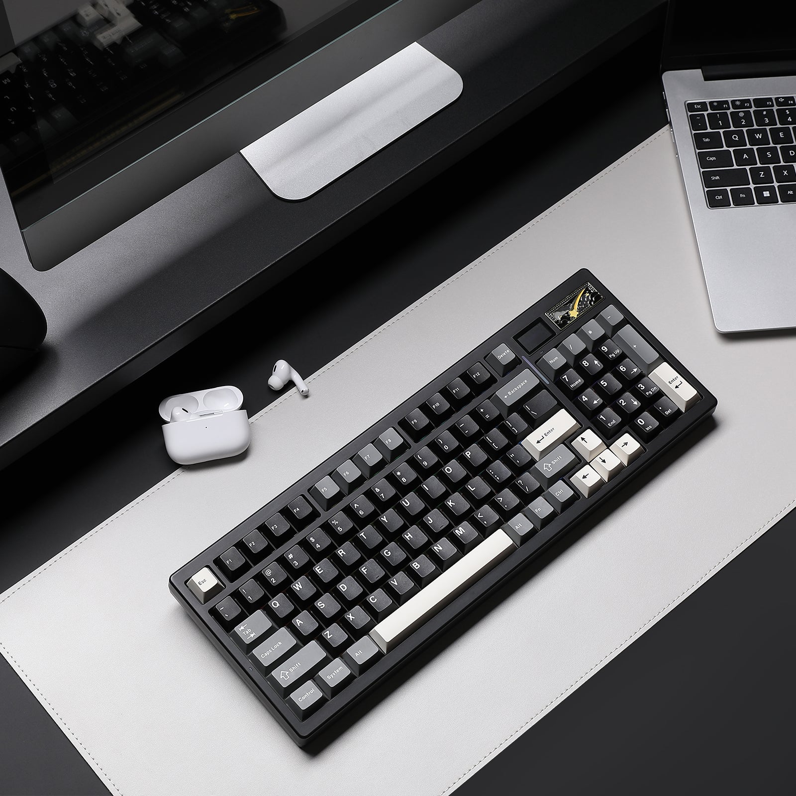 YUNZII IF99 QMK/VIA Full Size Wireless Mechanical Keyboard with LCD Screen