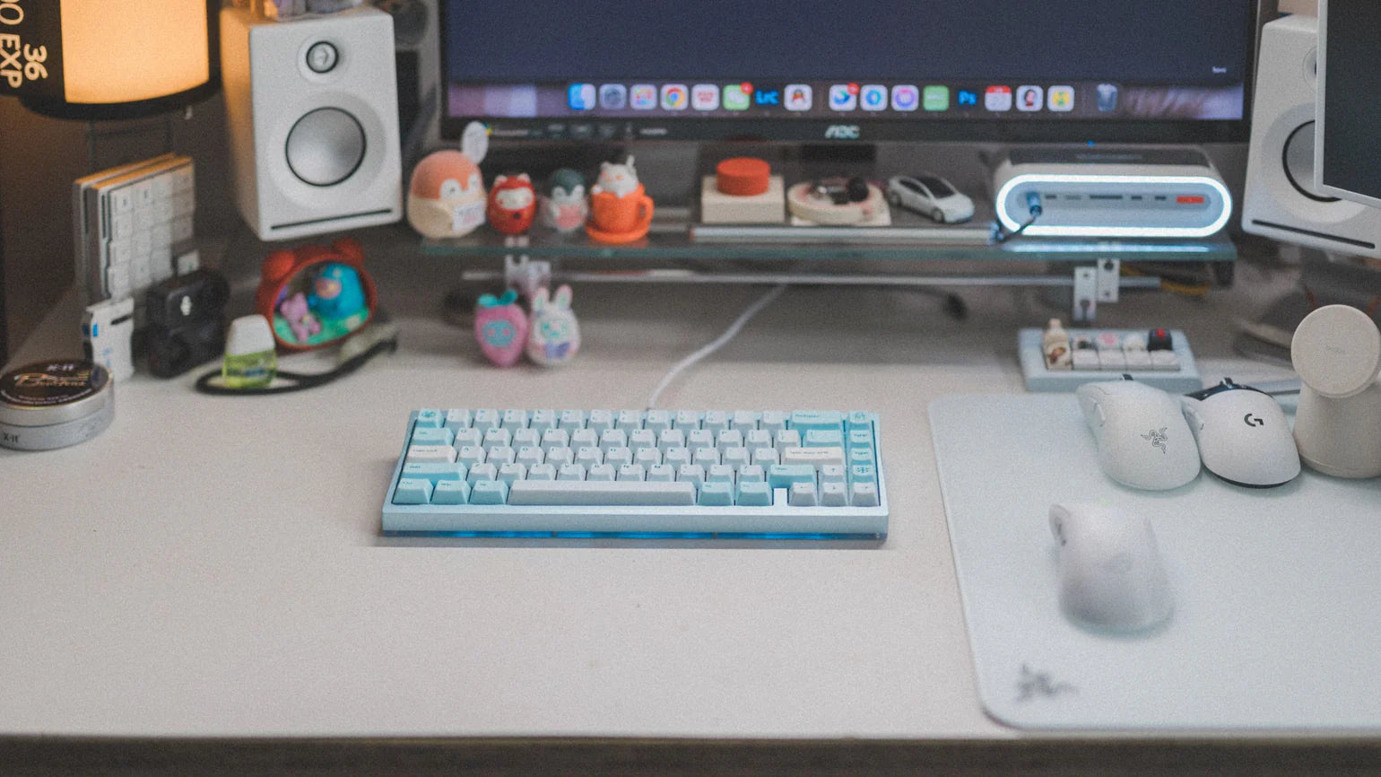 LeleLab x Cheese Snowspire Lake Keycaps Set