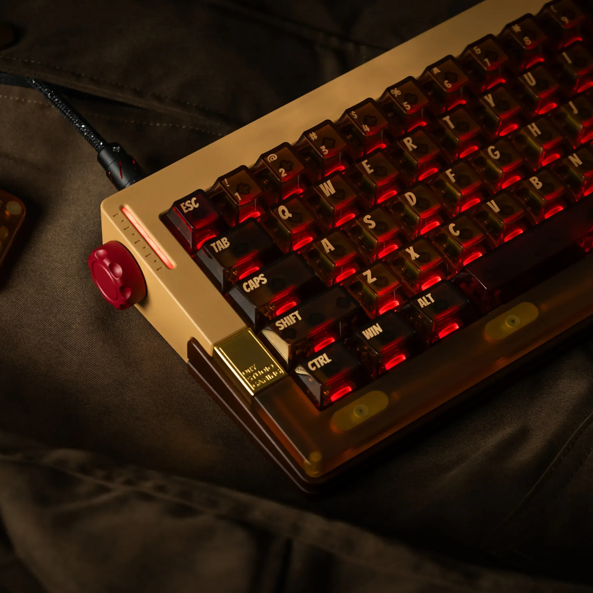 ANGRY MIAO Dry Studio Retro 63 RT HE Magnetic Switch 8K Wired Gaming Keyboard