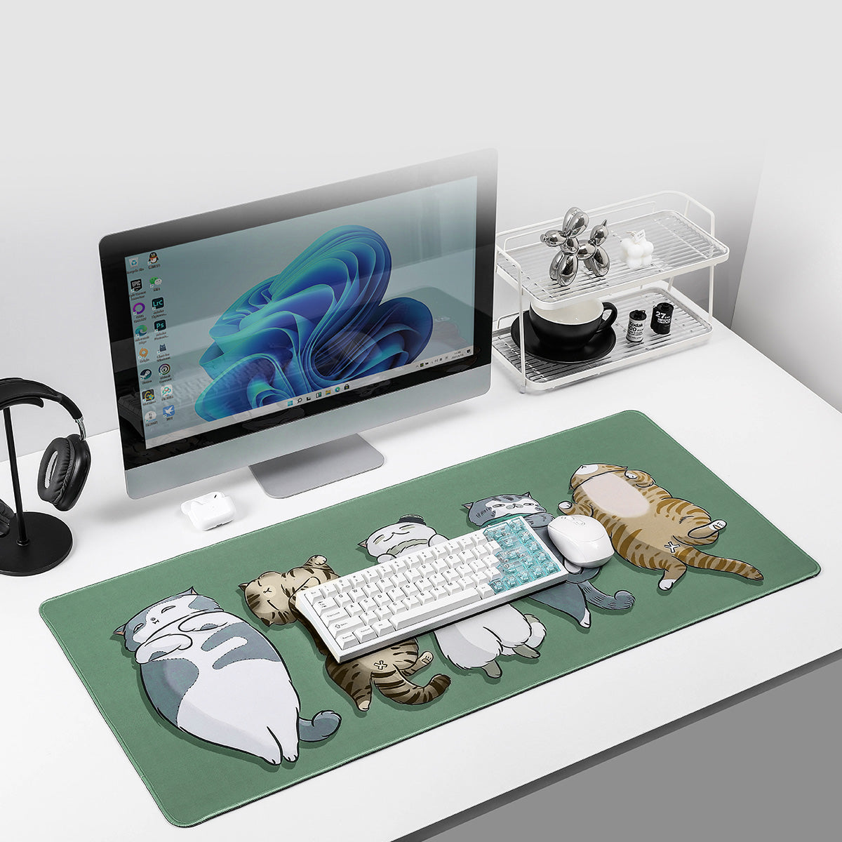 YUNZII Full Size Desk Mat 900x400x3mm Cat Mousepad