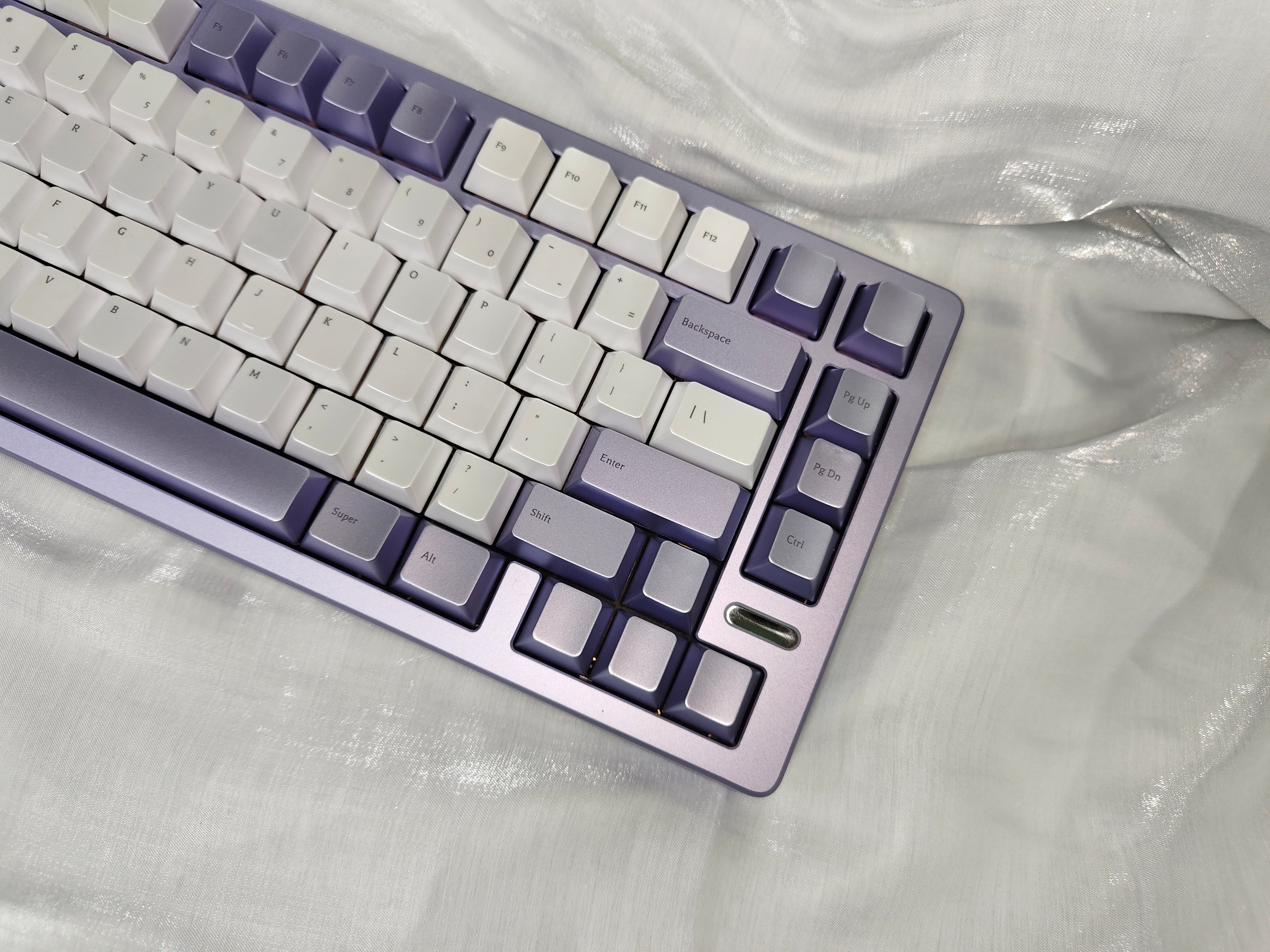 Keyria Labs Pearl Tears Theme Keycaps ABS Spraying Cherry Profile Keycap For Customized Gaming Mechanical Keyboard