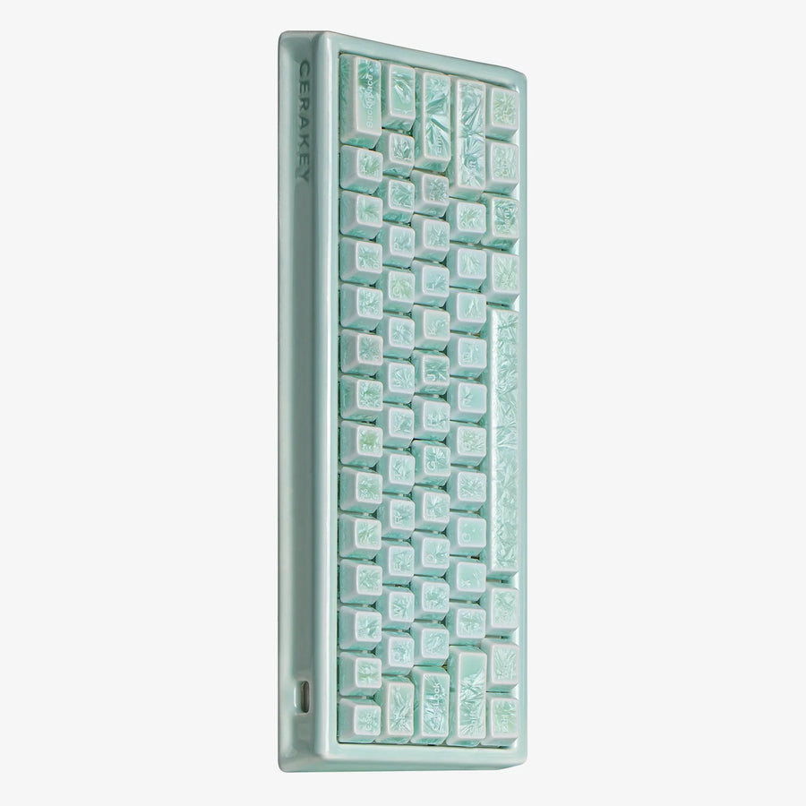 Peak60 HE ceramic keycap and case detail