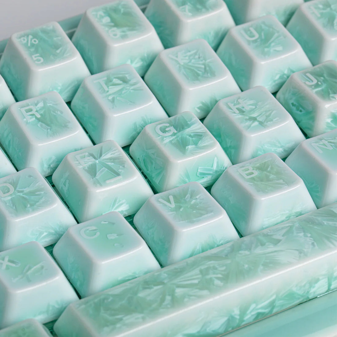 Peak60 HE ceramic keyboard lighting and angle view
