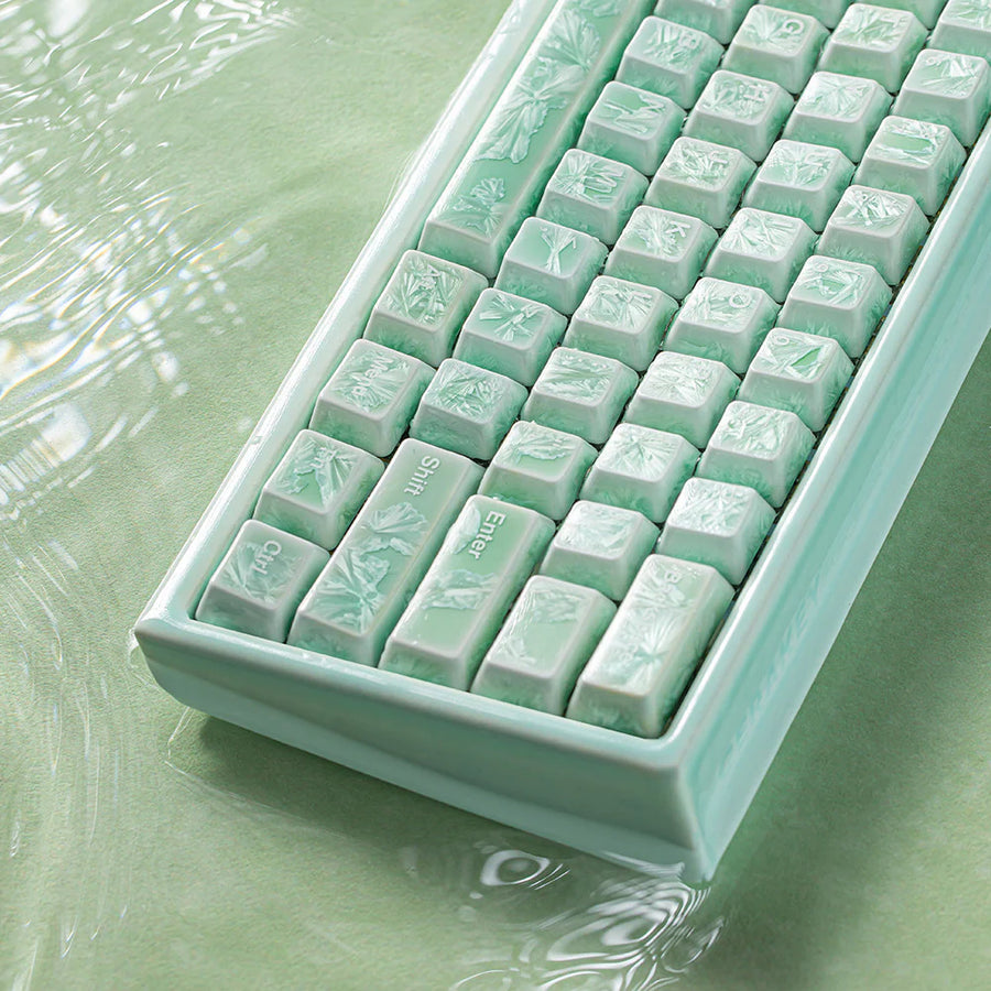Peak60 HE ceramic keyboard alternate front view