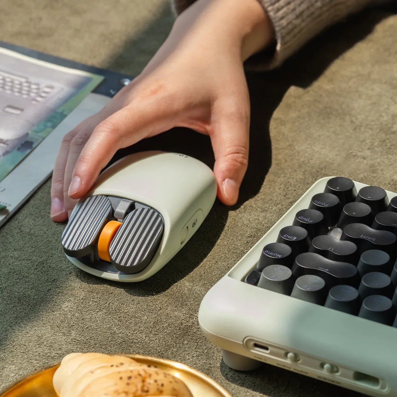 Lofree Wavy Chips Ergonomics Wireless Bluetooth Mouse (Olive)