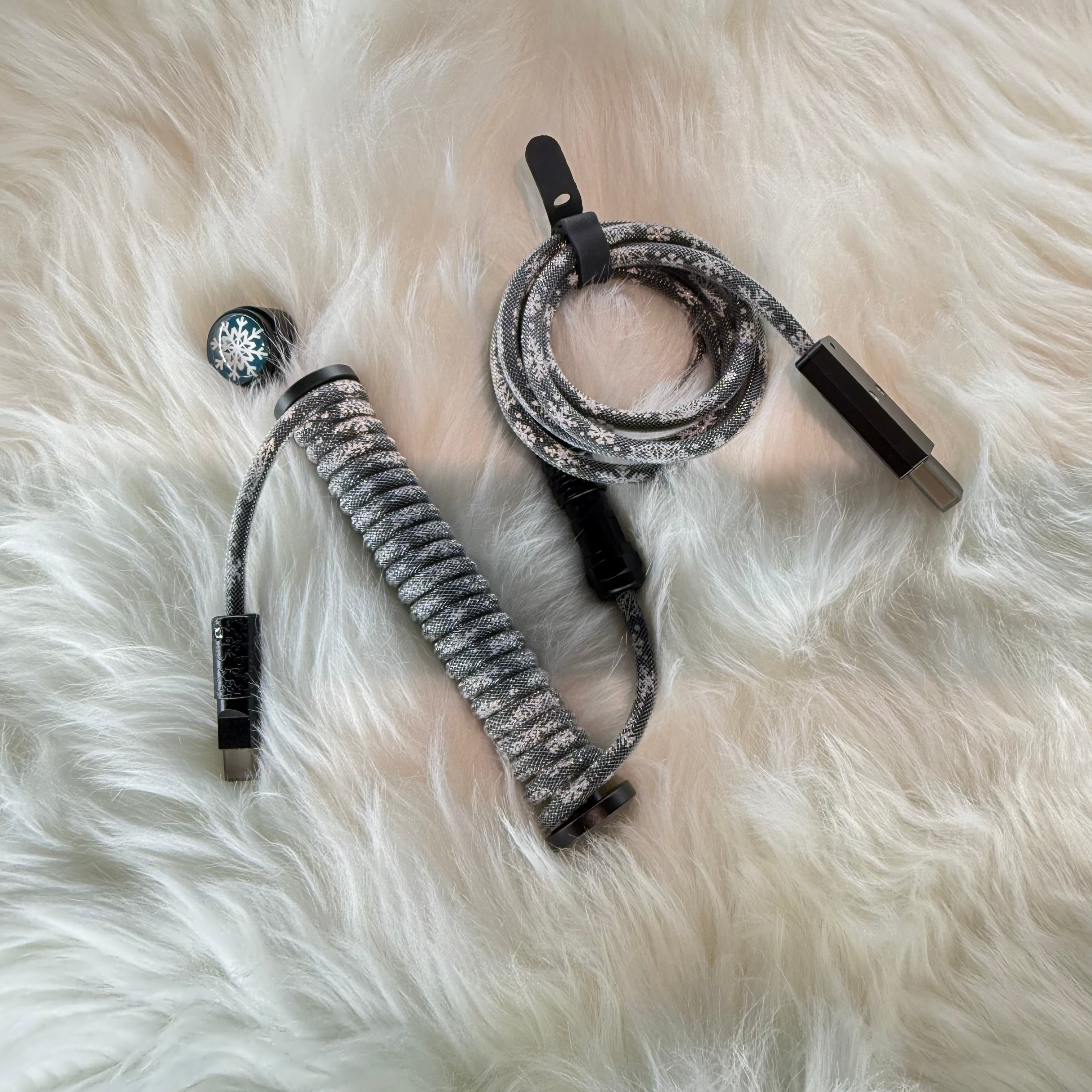 WINS SHOP Coiled USB-C Cable